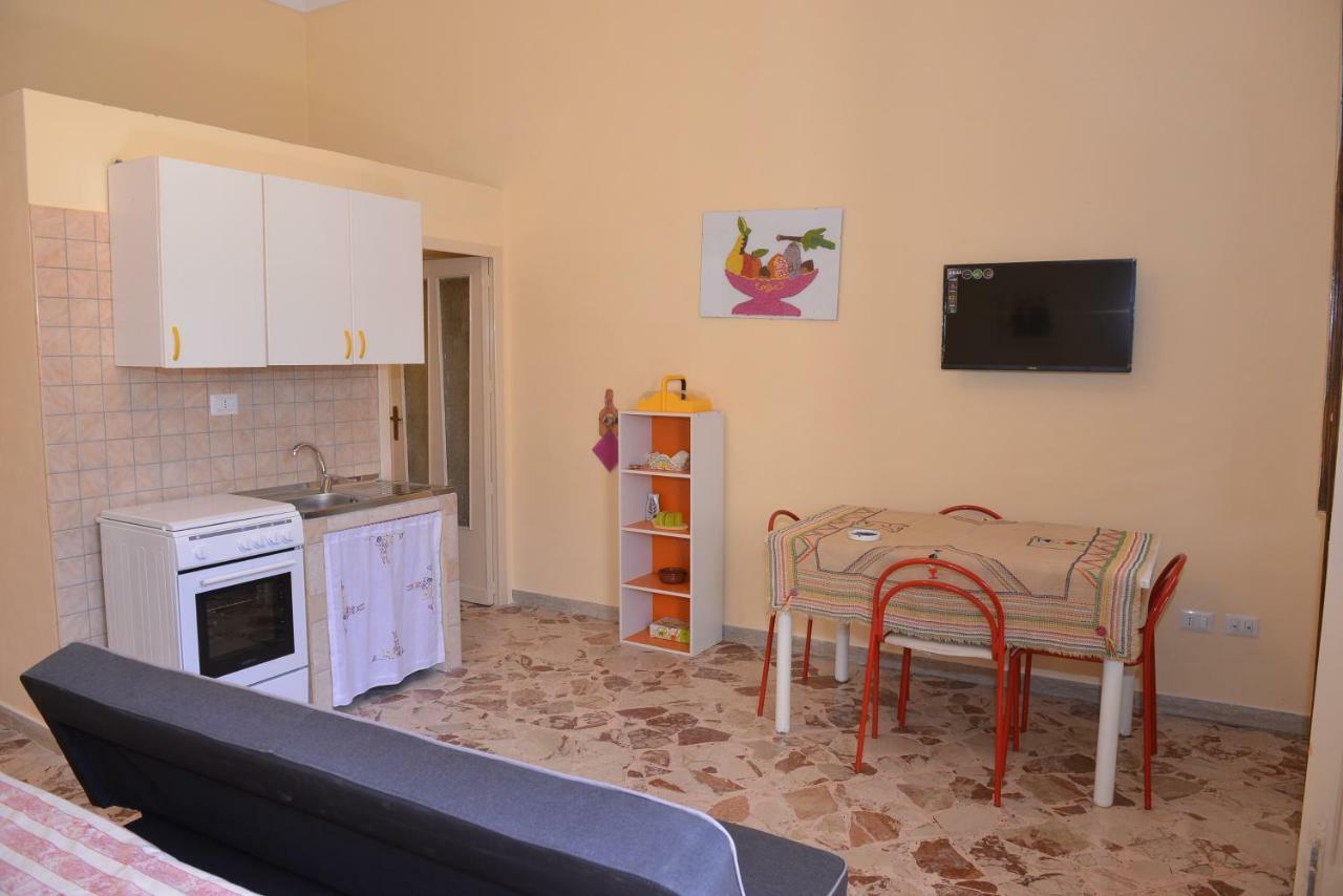 Apartamento Strada Del Corso Da Alberto Avola Exterior foto