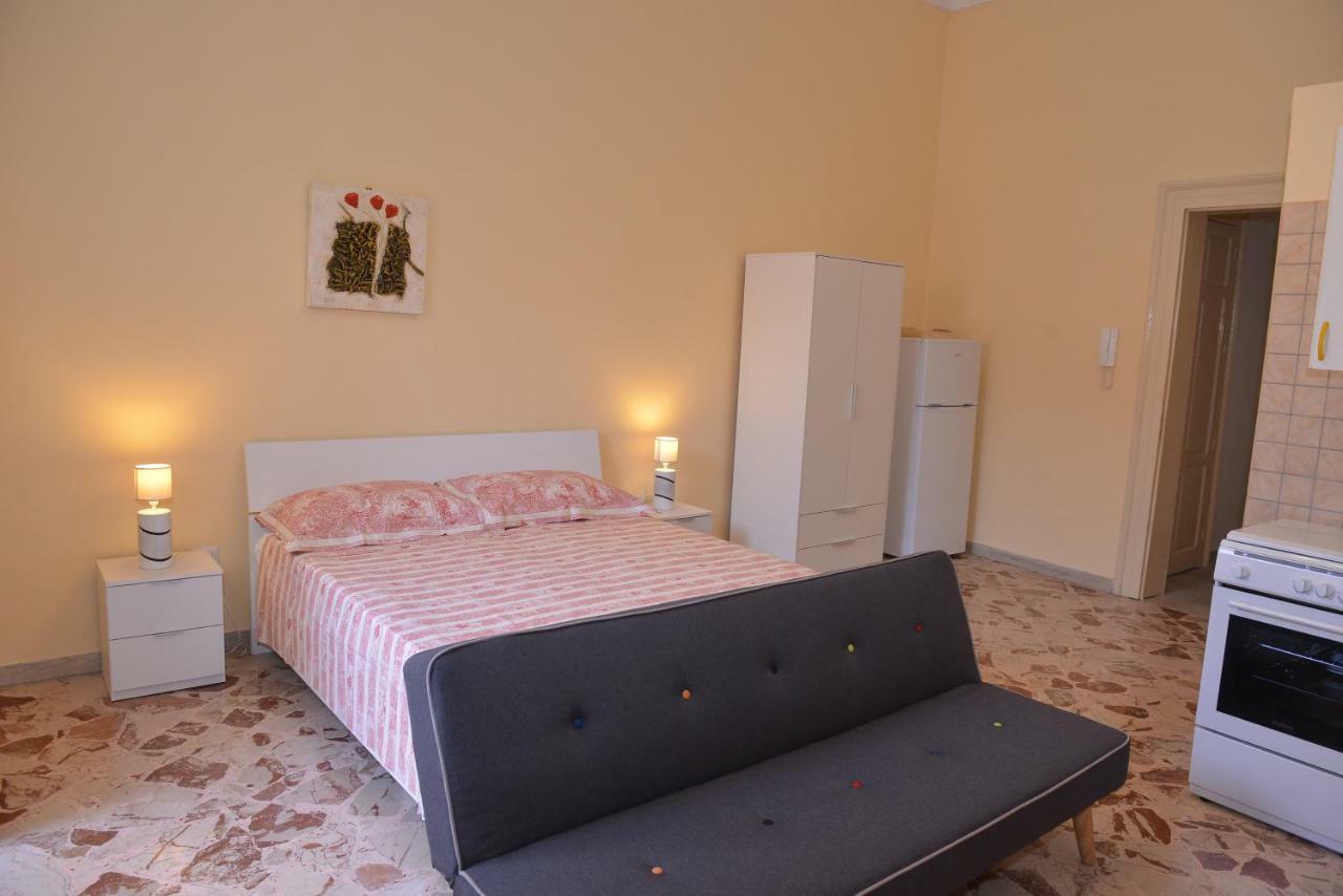 Apartamento Strada Del Corso Da Alberto Avola Exterior foto